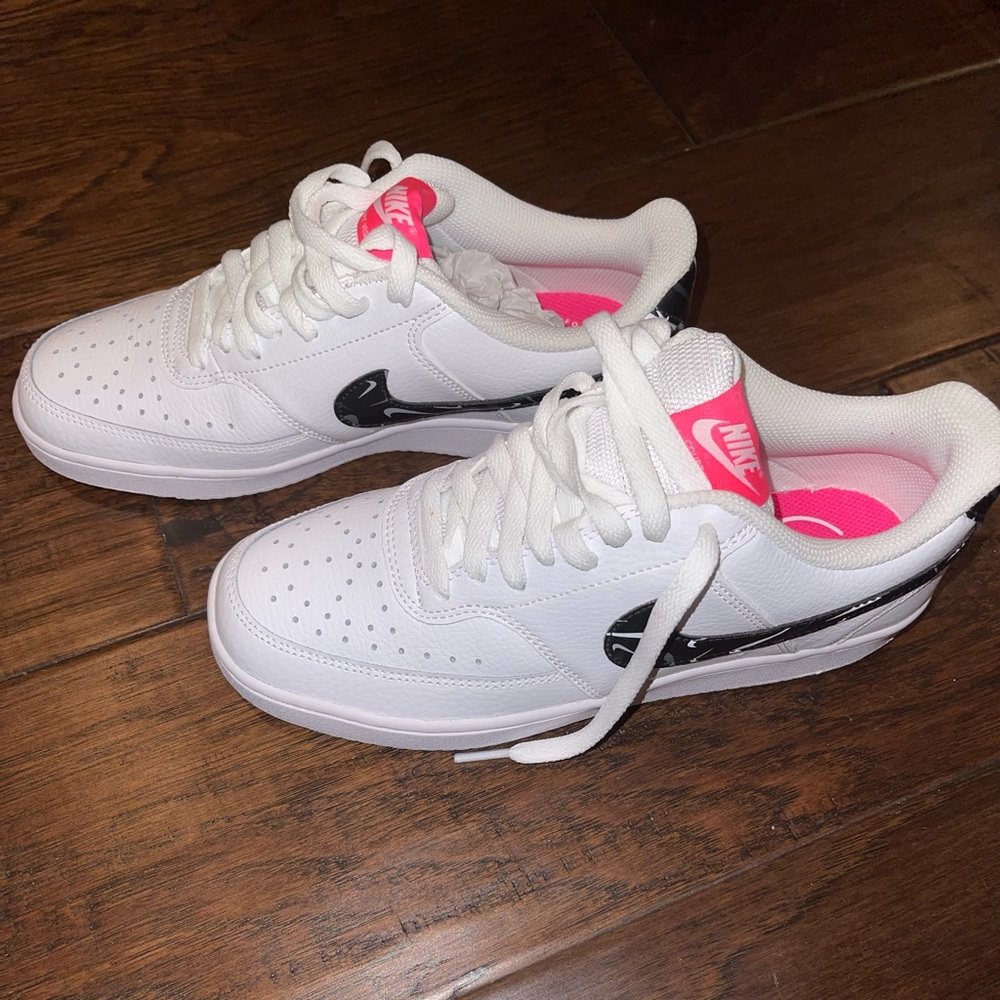 Nike Court Vision Low